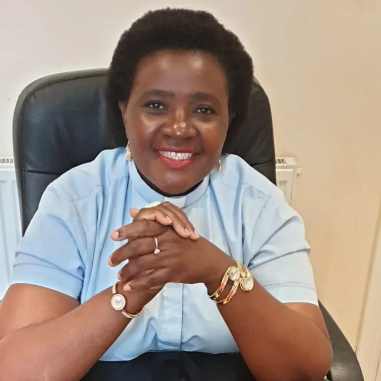 Rev-Julia-FIAFH-Founder