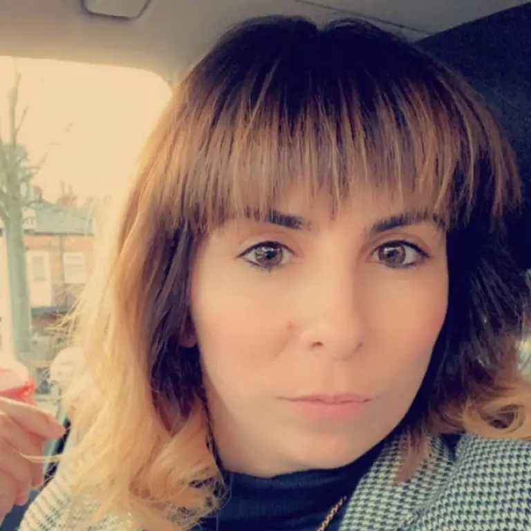ana_urian
